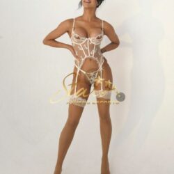 MARCELA-ATHENS-ESCORT-STARS-4